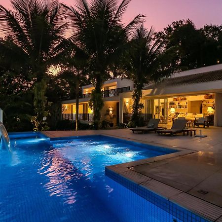 Tropical Contemporary Suites Araquari Exterior photo