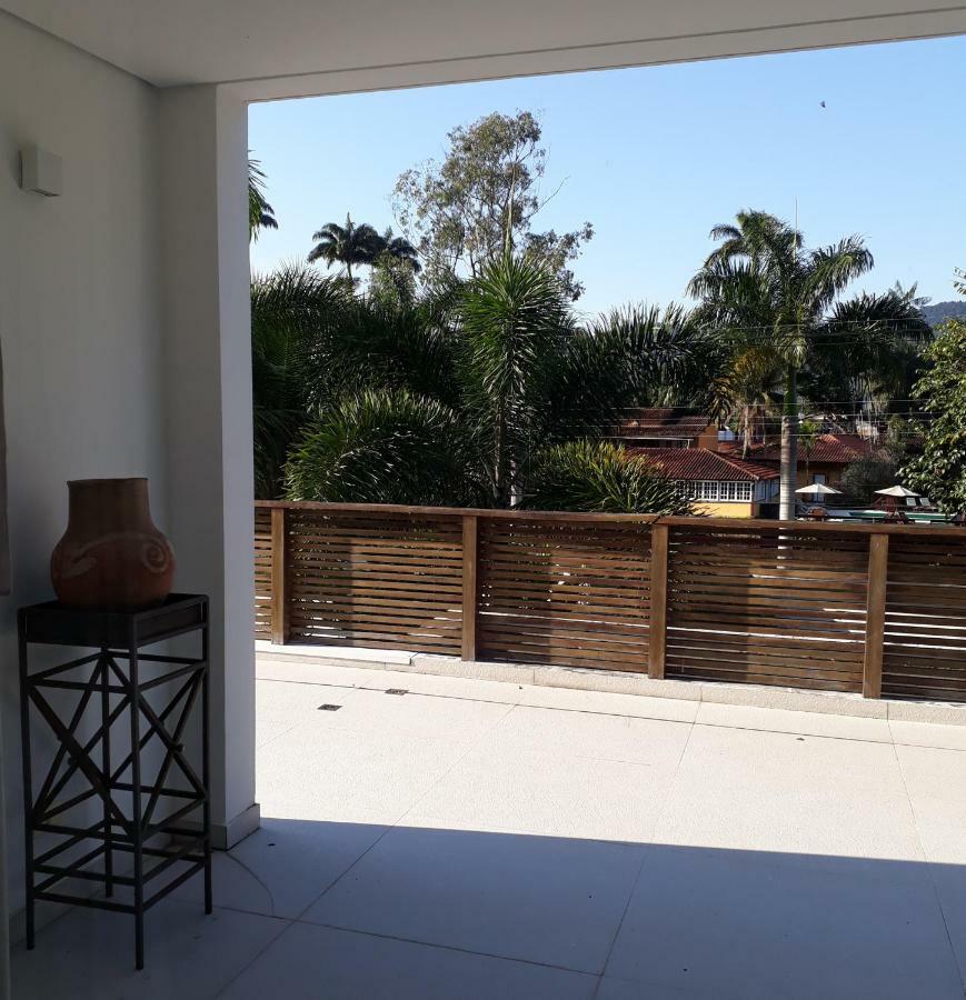 Tropical Contemporary Suites Araquari Exterior photo